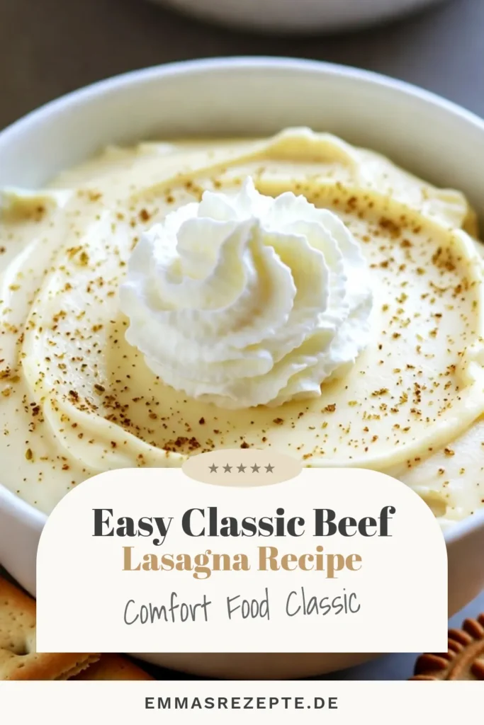 Entdecke unser festliches Eierlikör-Cheesecake-Dip Rezept, das eine cremige Mischung aus Frischkäse, saurer Sahne und weihnachtlichen Gewürzen bietet. Perfekt als Weihnachts-Dip Rezept für deine Feierlichkeiten! Dieser leichte Dip wird mit Graham-Crackern und Lebkuchen-Keksen serviert und ist ein Hit bei allen Gästen. Probiere es aus und genieße ein köstliches festliches Dessert Rezept! Teile dein Ergebnis! #EierlikörCheesecakeDip #FestlichesDessert #WeihnachtsDip #LeichteNachspeise